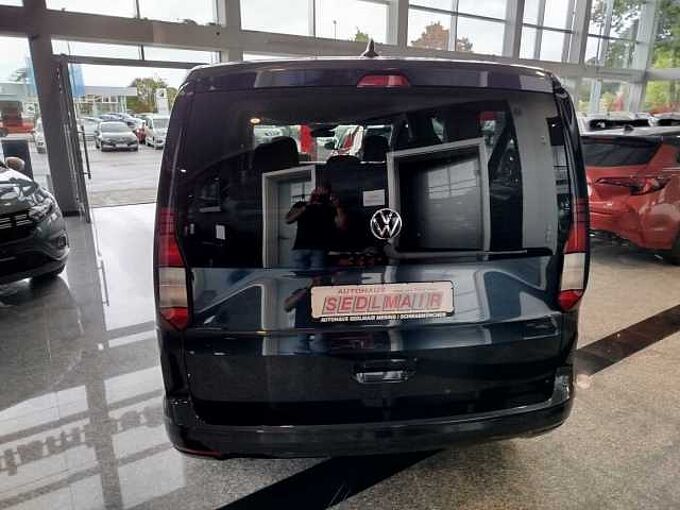 Volkswagen Caddy Maxi Family 1.5 TSI DSG AHK/7SITZE/KAM/LED