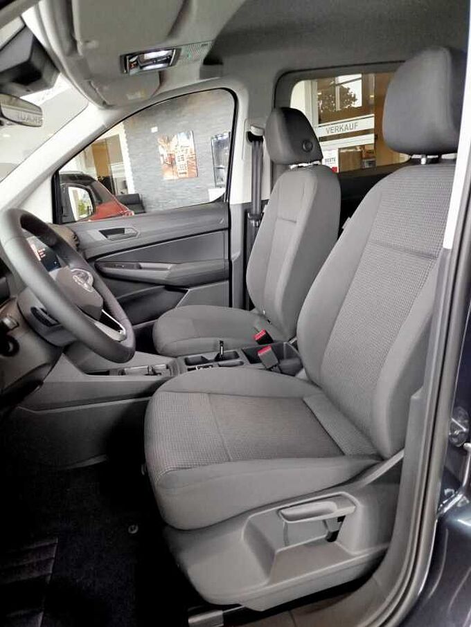 Volkswagen Caddy Maxi Family 1.5 TSI DSG AHK/7SITZE/KAM/LED