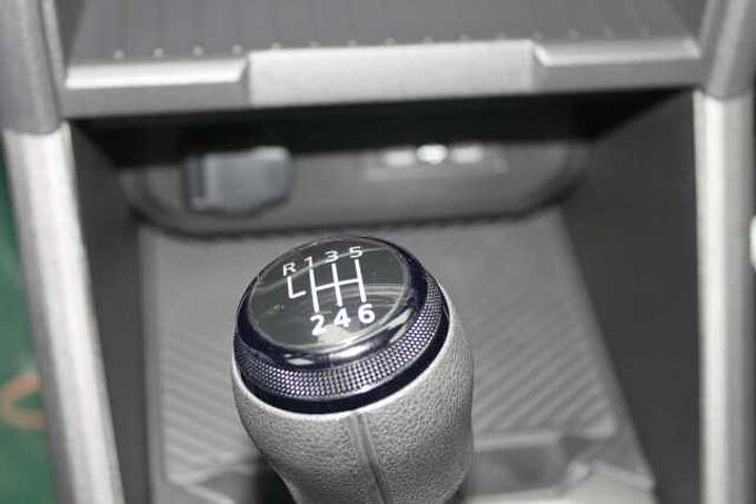 Dacia Duster 1.2 TCe 130 Mild-Hybrid Extreme 4x4 Frontscheibenheizung