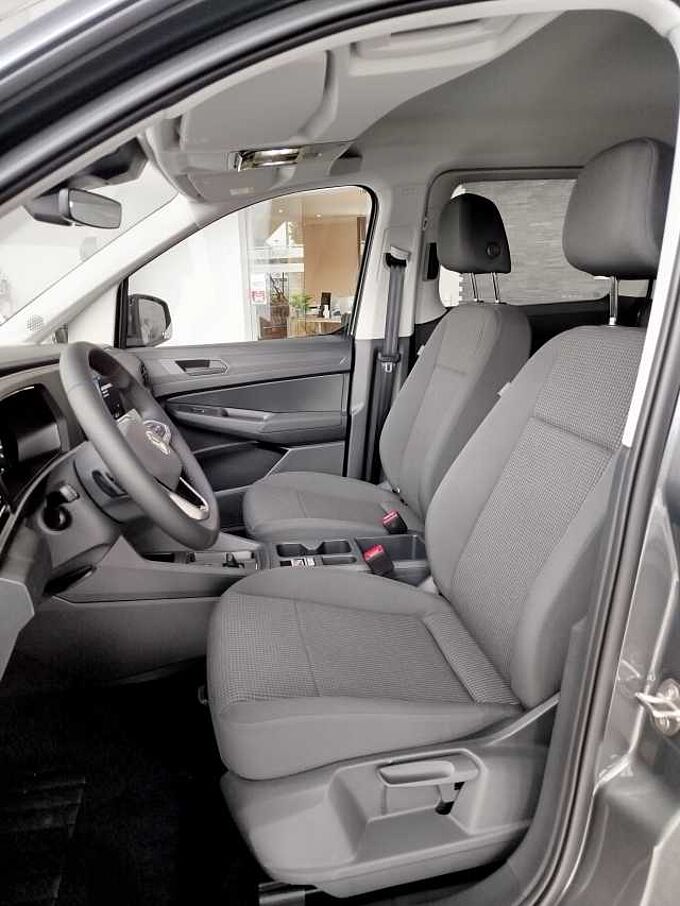 Volkswagen Caddy Maxi Family 1.5 TSI DSG AHK/7SITZE/KAM