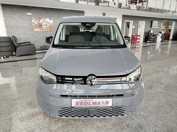 Volkswagen Caddy Maxi Family 1.5 TSI DSG AHK/7SITZE/KAM