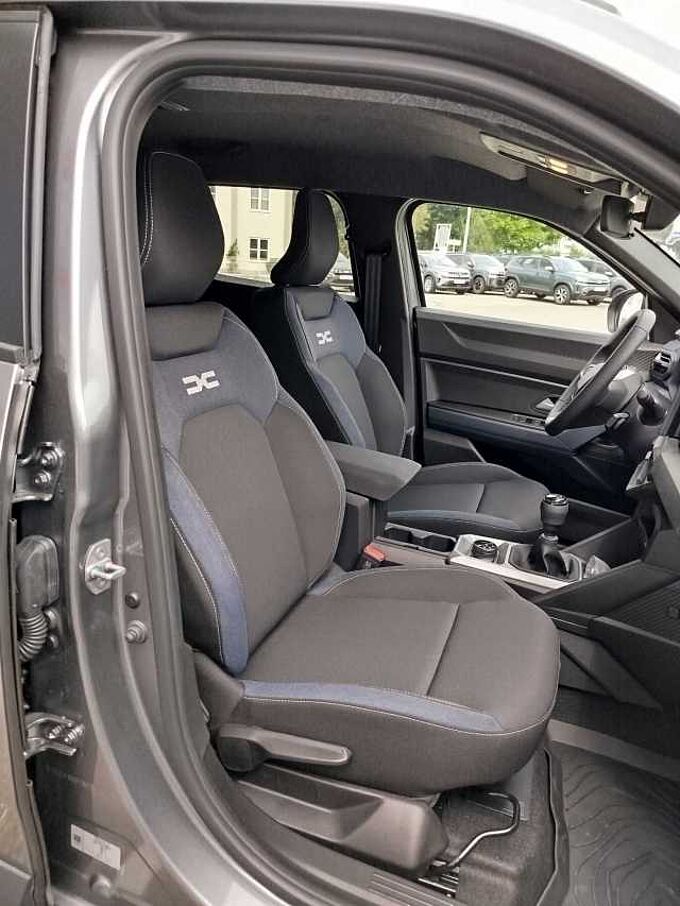 Dacia Duster Journey TCe 130 Mild-Hybrid 4x4 Winter+City+Technik+Navi