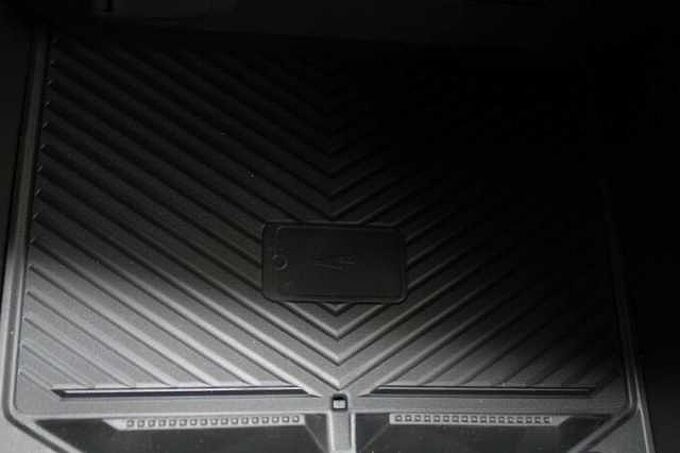 Dacia Duster TCe 130 Extreme/Winter/City/Technik-Paket