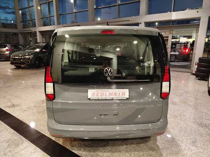 Volkswagen Caddy Maxi Family 1.5 TSI DSG AHK/7SITZE/KAMERA