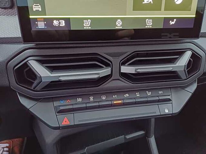 Dacia Duster TCe 130 4x4 Expression/Winterpaket/SITZHEIZUNG/KAMERA