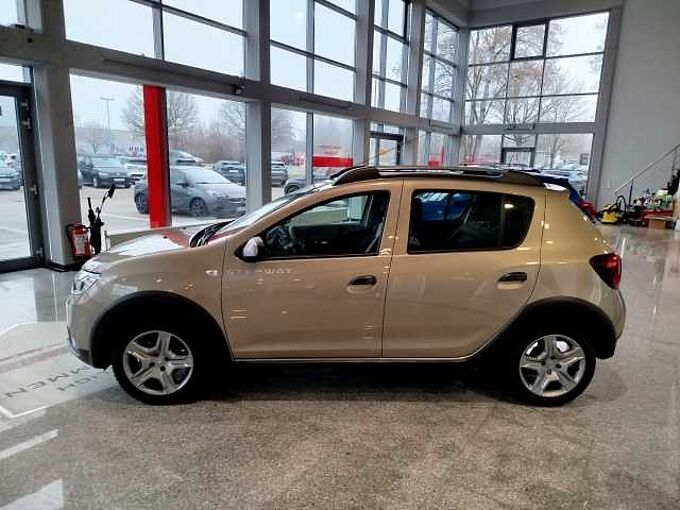 Dacia Sandero Stepway 1.0 Ambiance WENIG KM/8-FACH BEREIFT