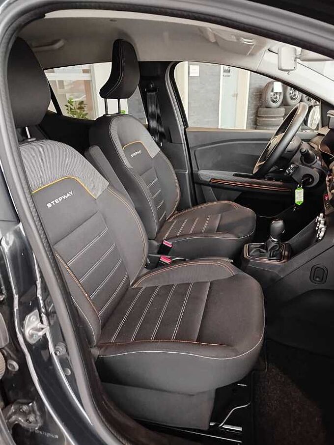 Dacia Sandero Stepway Comfort TCe 90 Automatik DAB/CARPLAY/AHK