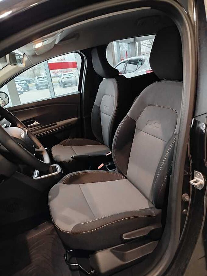 Dacia Jogger Extreme TCe110 *KAMERA/SHZ/CARPLAY*