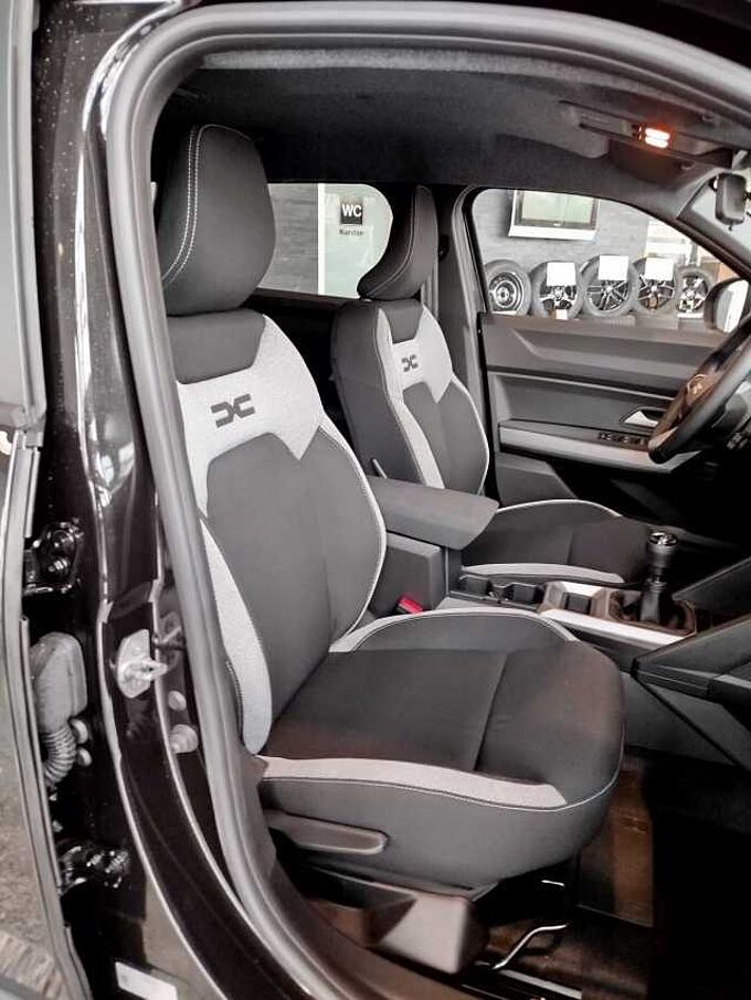 Dacia Duster Journey mild Hybrid 140 WINTER-PLUS-PAKET