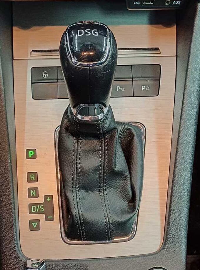 SKODA Octavia Drive TSI 7-Gang Automatik, Navi, Sitzheiz.