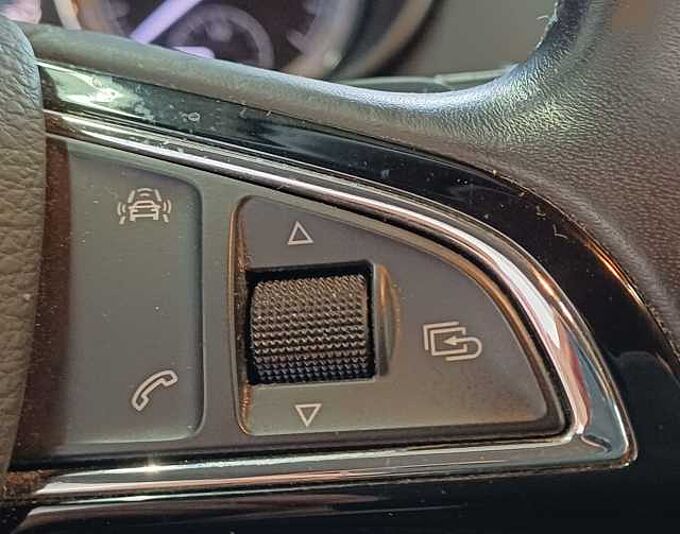 SKODA Octavia Drive TSI 7-Gang Automatik, Navi, Sitzheiz.