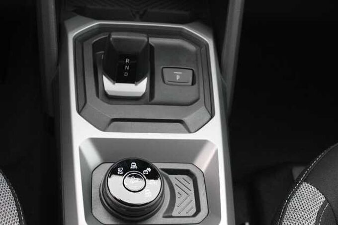 Dacia Duster Journey Hybrid-G 150 4x4, Winterplus, City-Paket