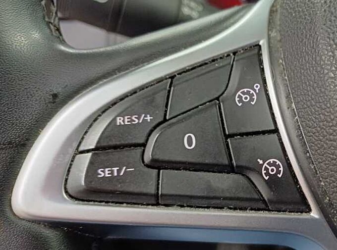 Dacia Duster Prestige Blue dCi 115 4x4 Navi, AHK abnehmbar