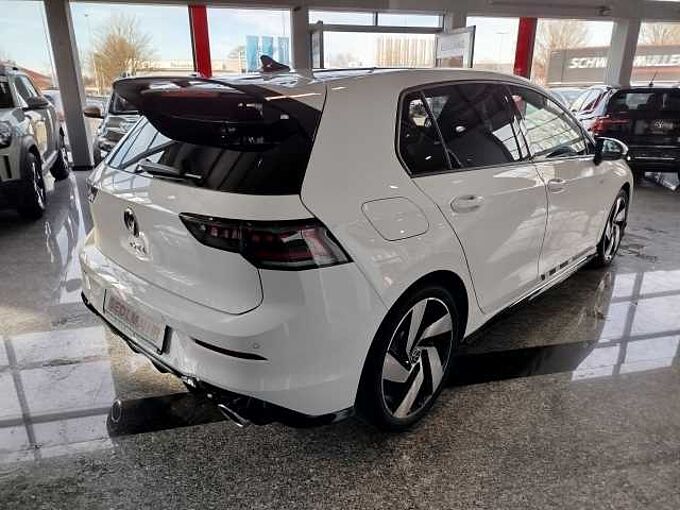 Volkswagen Golf VIII GTI CLUBSPORT 2.0 TSI DSG *SOFORT!*