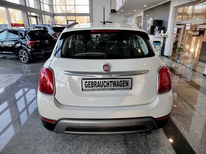 Fiat 500X 1.6 E-torQ 4x2 Cross *8-fach bereift*