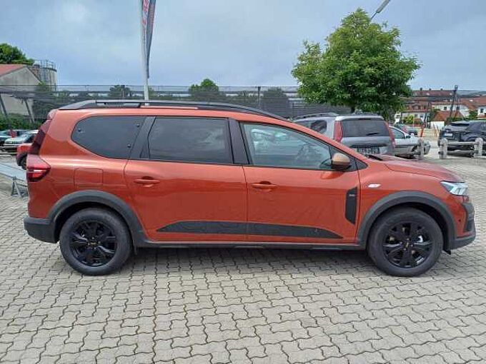 Dacia Jogger HYBRID 140 Extreme 7-Sitzer AHK/PDC/SHZ/KAM