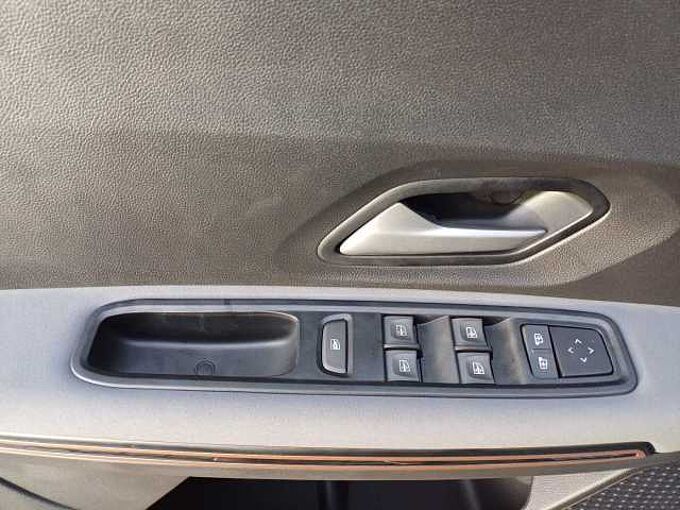 Dacia Jogger Extreme TCe110 AHK/SHZ/KAMERA/KLIMAAUTOM.