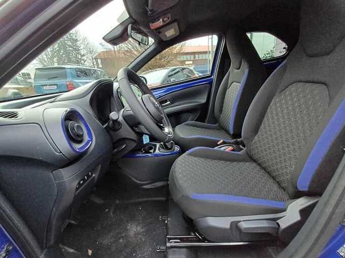 Toyota Aygo X Teamplayer *KAMERA/SHZ/CARPLAY*