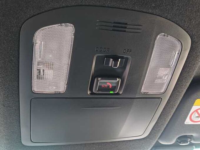 Toyota Hilux Invincible Double Cab 2.8 D-4D AUTOM./NAVI/KAMERA