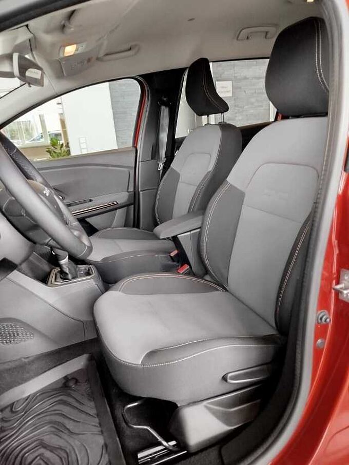 Dacia Jogger Hybrid Extreme 5-Sitzer SHZ/CITY PAKET