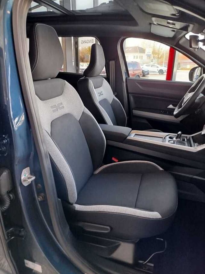 Dacia Bigster Journey Hybrid 155 /AHK/WINTER+/CITY/PANO/19ZOLL