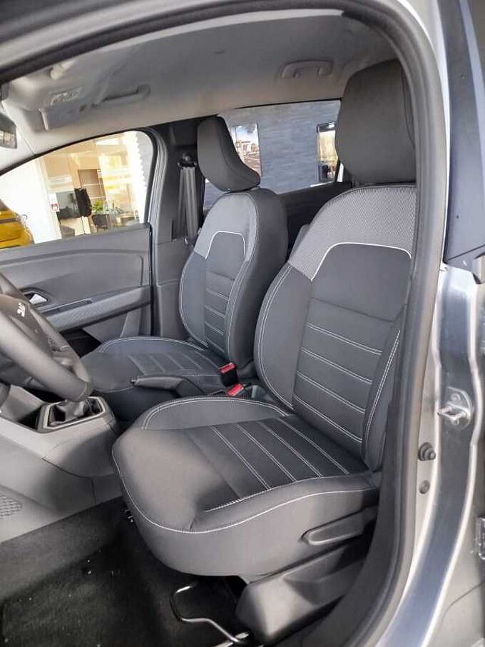 Dacia Jogger ECO-G 100 Expression AHK/SHZ/KAMERA/PDC
