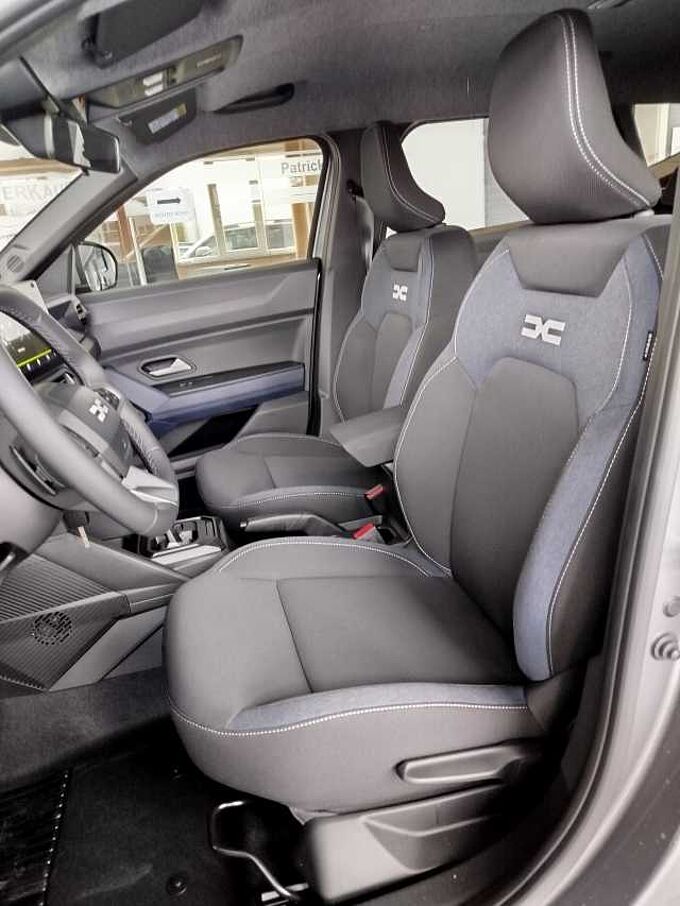 Dacia Duster Expression Eco-G 120 Auto *Winterpaket*