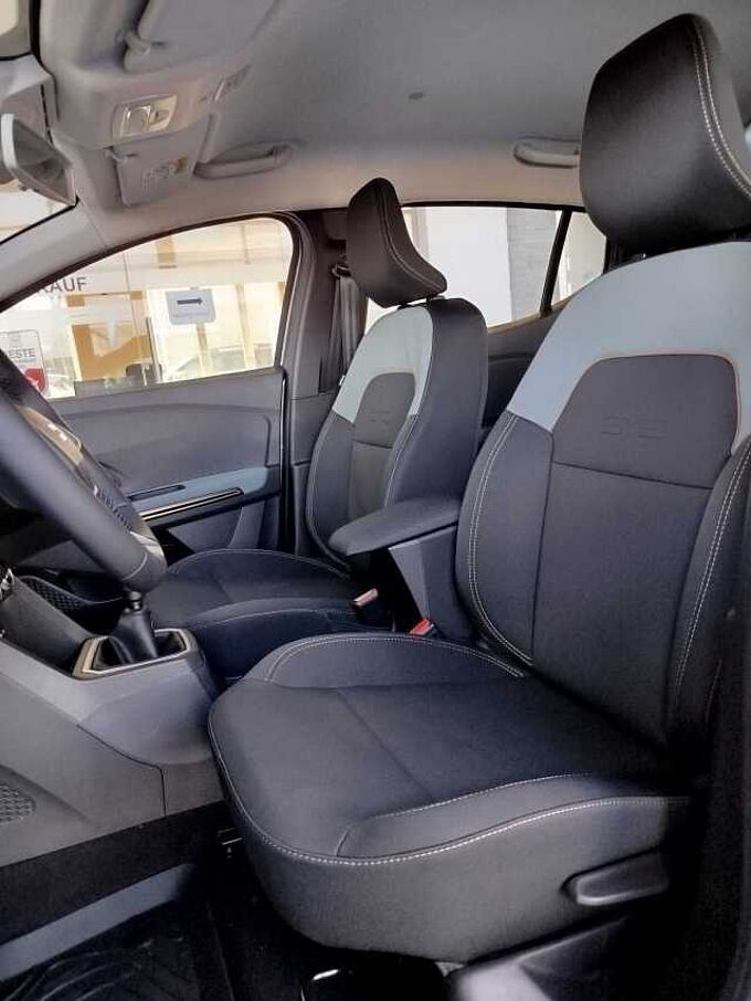 Dacia Sandero Stepway Extreme TCe 110 WINTERPAKET/KAMERA/PDC