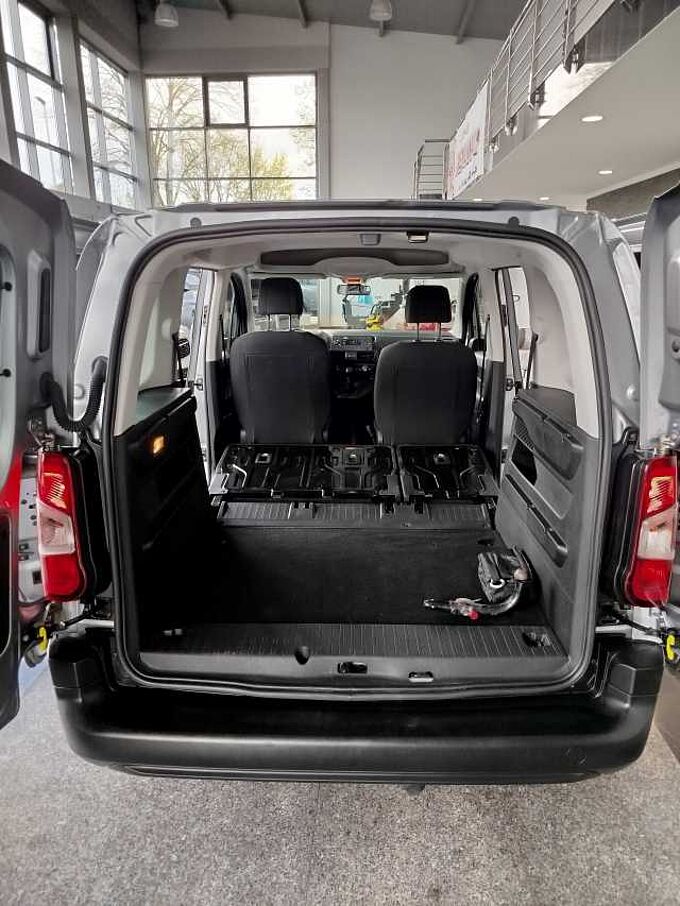 Toyota Proace City Verso Combi 1.2 Turbo AHK/Klima/Temp/DAB