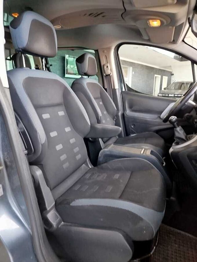 Citroen Berlingo 1.6 HDi 115 *KLIMA/AHK/PANO/FAHRBEREIT!*