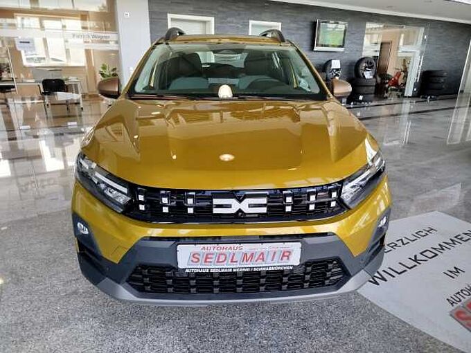 Dacia Sandero Stepway Extreme TCe 110 WINTER+DRIVINGPAK.