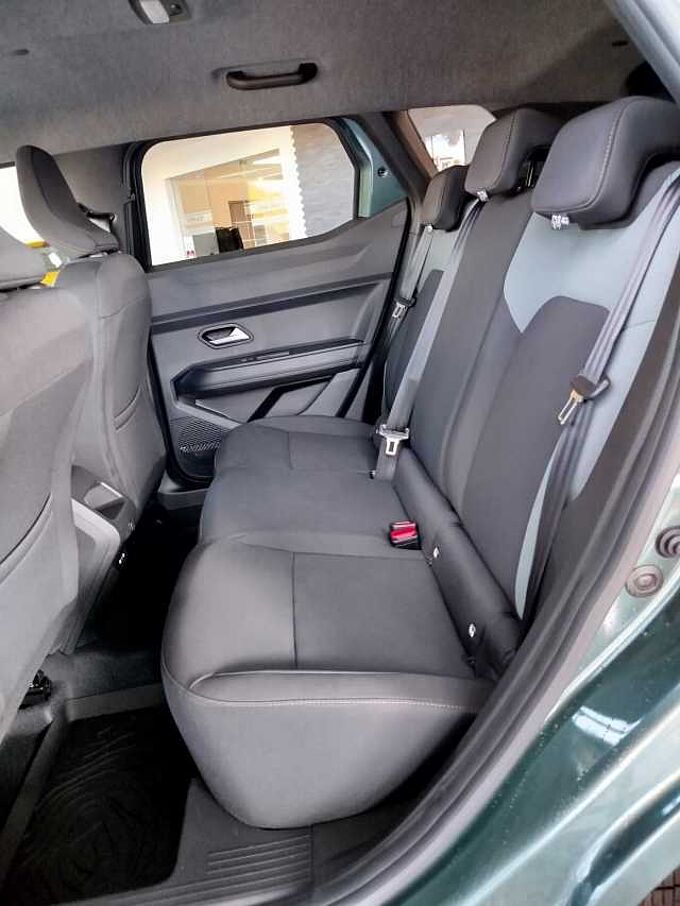 Dacia Duster Extreme Hybrid-G 150 4x4 AHK/WINTER+/CITY/TECHNIK