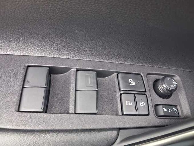 Toyota Corolla Cross 2.0 Hybrid Elegant