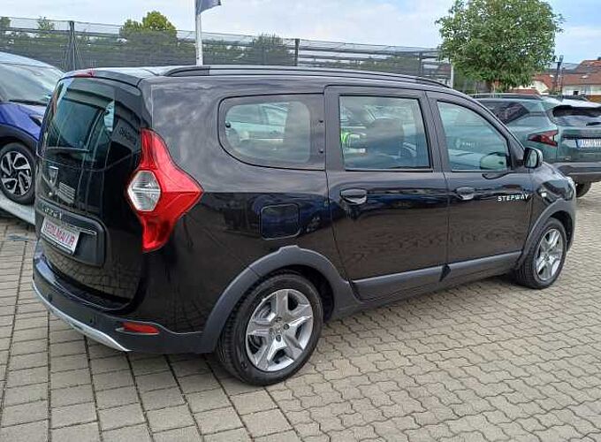 Dacia Lodgy Stepway Blue dCi 115 (7-Sitzer) Euro 6, Navi, Sitzheiz.