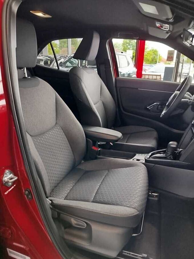 Toyota Yaris Cross Hybrid Style/Teamplayer *SHZ/LHZ/KAM*