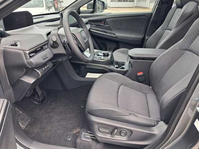Toyota C-HR+ CHR+Lounge/Executive AWD 343 PS, JBL+Panoramadach