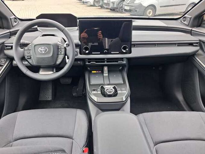 Toyota C-HR+ CHR+Lounge/Executive AWD 343 PS, JBL+Panoramadach