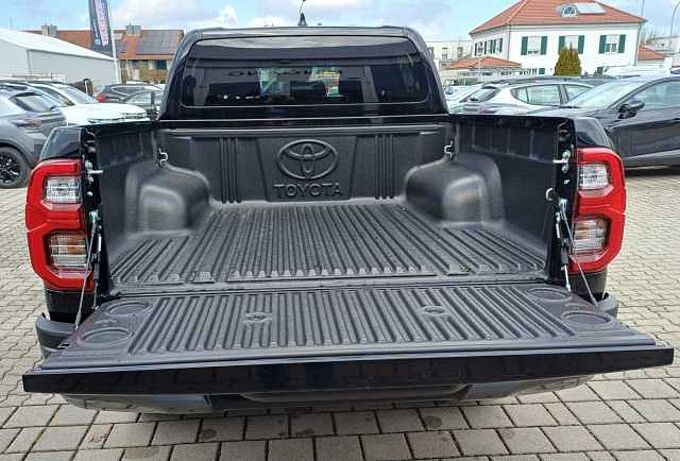Toyota Hilux Invincible Double Cab 2.8 D-4D MildHybrid AUTOM./NAVI/KAMERA