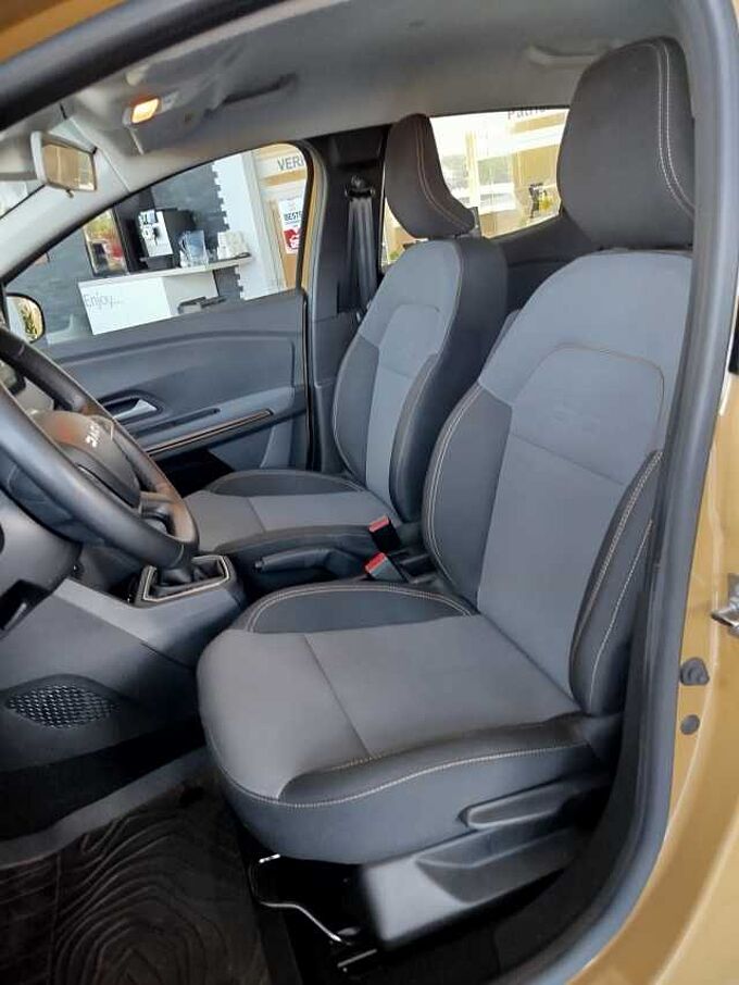 Dacia Sandero Stepway Extreme TCe 90 CVT SHZ/NAVI/AHK