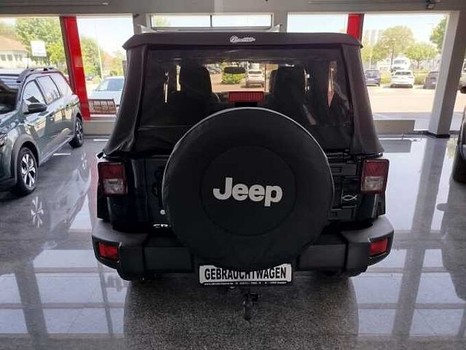 Jeep Wrangler Sahara 2.8 CRD Autom. AHK/SOFT+HARDTOP