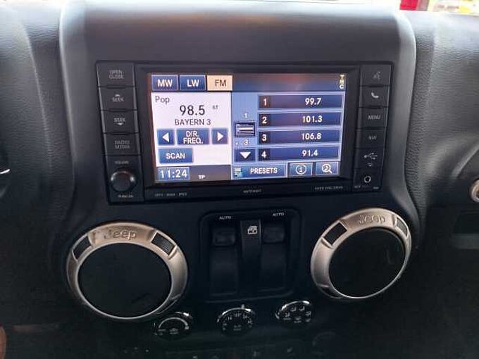 Jeep Wrangler Sahara 2.8 CRD Autom. AHK/SOFT+HARDTOP
