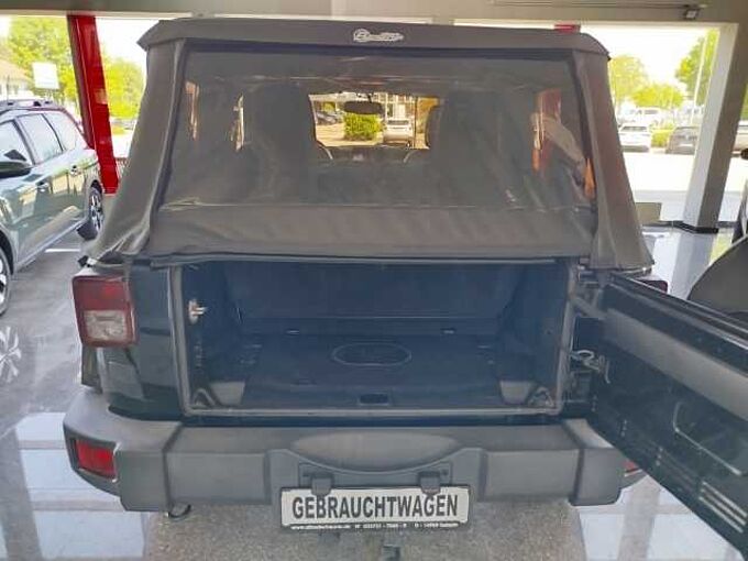 Jeep Wrangler Sahara 2.8 CRD Autom. AHK/SOFT+HARDTOP