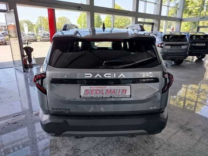 Dacia Bigster Hybrid-G 150 4x4 Journey PANO/WINTER+/CITY/19ZOLL
