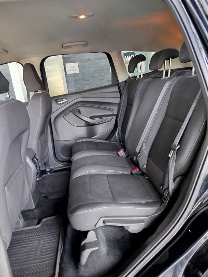 Ford Kuga 1.5 EcoBoost Cool&Connect *AHK/SHZ/NAVI*