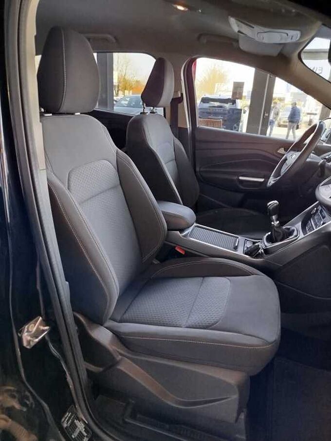 Ford Kuga 1.5 EcoBoost Cool&Connect *AHK/SHZ/NAVI*