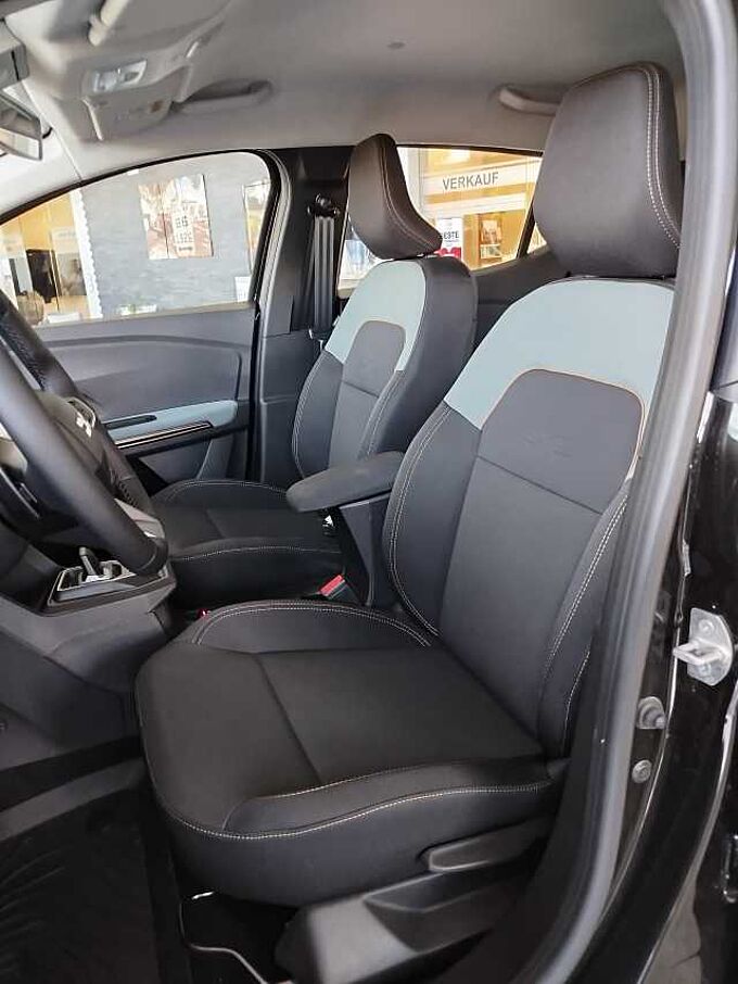 Dacia Sandero Stepway Extreme Eco-G 120 auto Winter/Technik/Driving