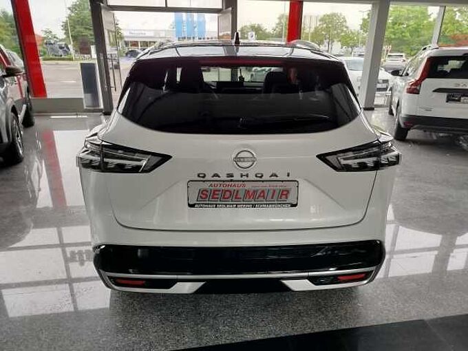 Nissan Qashqai 1.3 DIG-T MHEV TEKNA PLUS/PANO/BOSE/20ZOLL