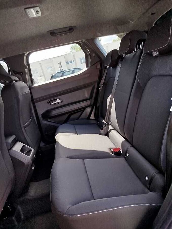 Dacia Duster Expression hybrid-G 150 4x4 *Winterpaket*