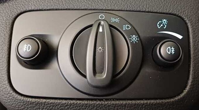 Ford Kuga Black & Silver 4x4 Autom. Navi, WiPa, Pano