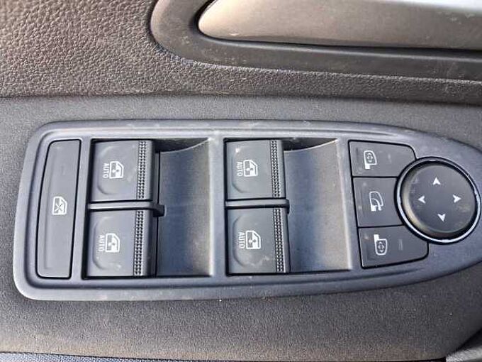 Dacia Bigster EXPRESSION TCe 140 /NAVI/Easy-u. Winterpaket+